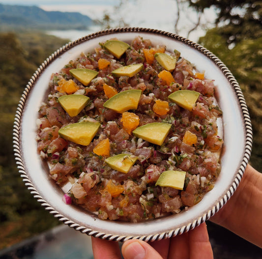 YELLOWFIN TUNA TARTARE WITH ORANGE LIME & AVOCADO